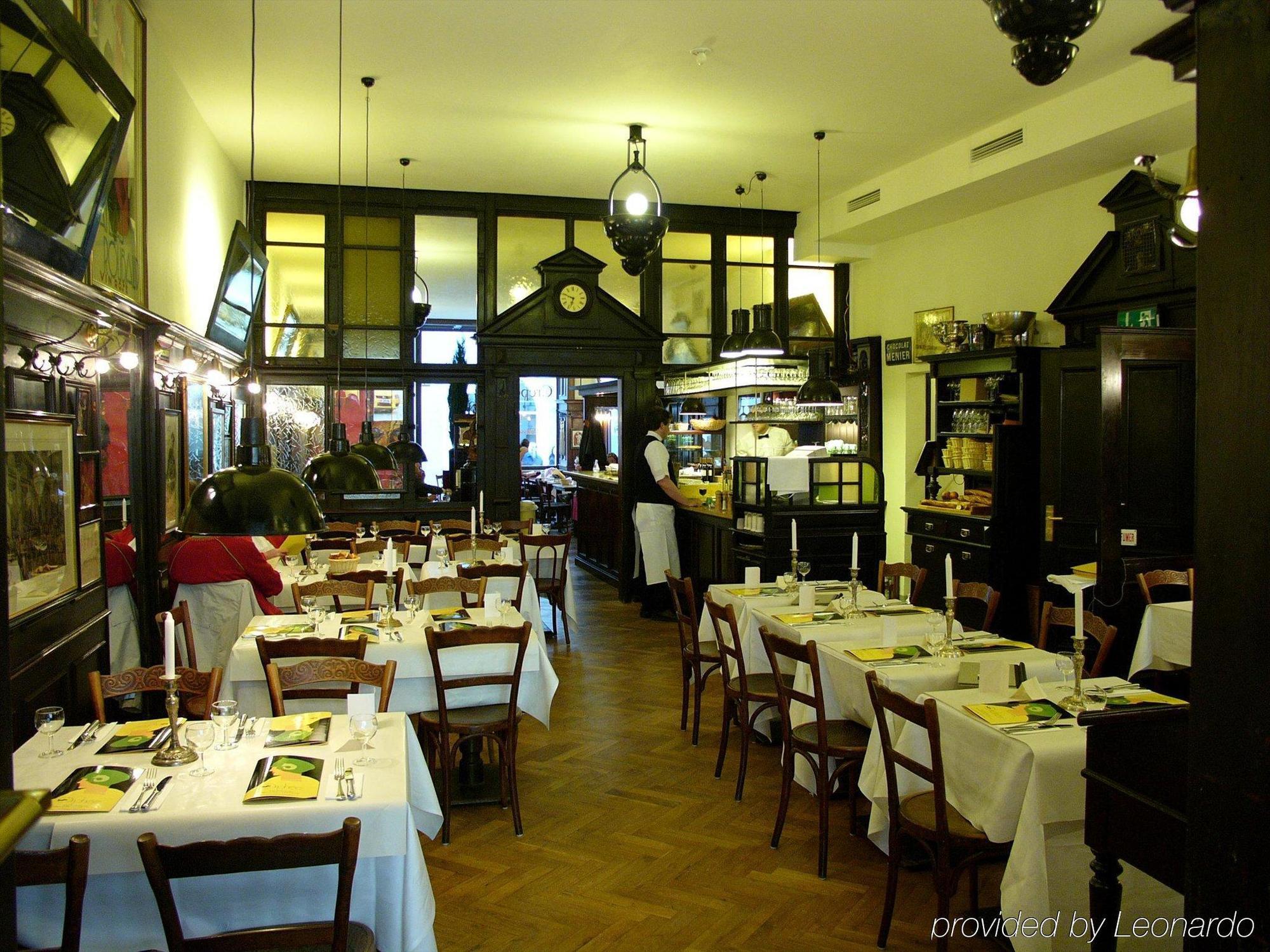 Hotel Orphee - Grosses Haus Regensburg Restaurant foto