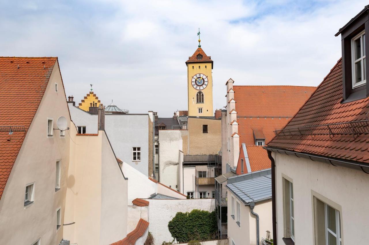 Hotel Orphee - Grosses Haus Regensburg Exterior foto